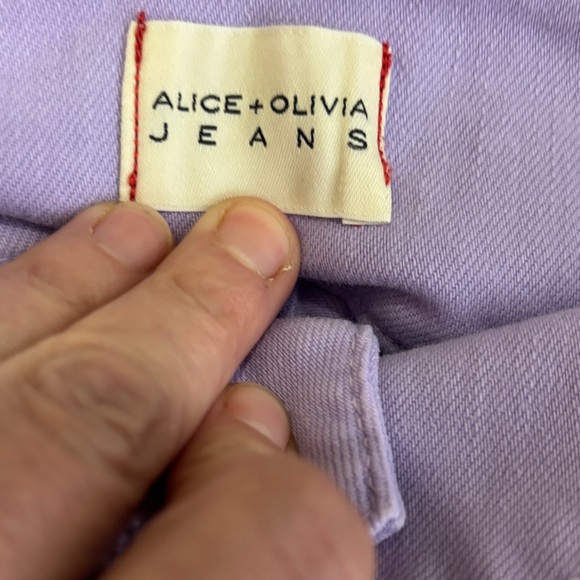 Alice + Olivia Lavender Flared jeans sz 27 - Picture 4 of 7